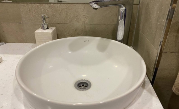 Секреты ухода за собой: как соль поможет вашей коже и волосам сиять — запомните эти 3 лайфхака Секреты ухода за собой: как соль поможет вашей коже и волосам сиять — запомните эти 3 лайфхака