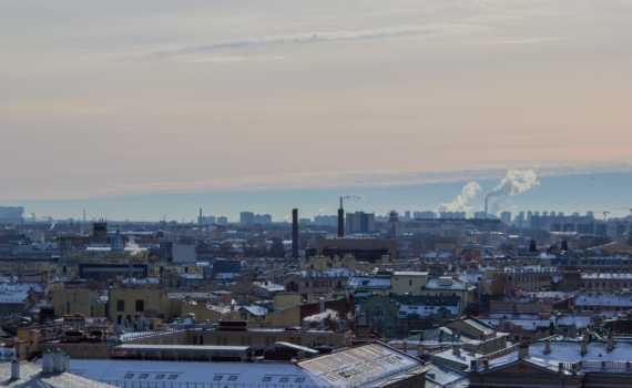 Кризис перепроизводства и задержки зарплат затронули петербургские предприятия