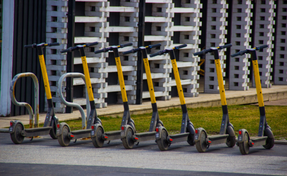 Журналистка Ахмедова поддержала закрытие уличного проката электросамокатов в Подмосковье Журналистка Ахмедова поддержала закрытие уличного проката электросамокатов в Подмосковье
