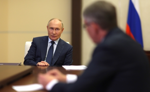 Столица автоматически перейдет в Васюки: Путин заставит госкорпорации покинуть Москву Столица автоматически перейдет в Васюки: Путин заставит госкорпорации покинуть Москву
